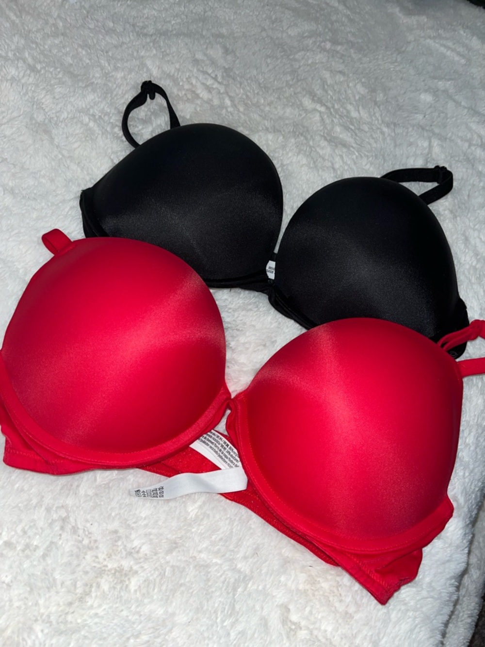 PINK Victoria's Secret Wear Everywhere Super Push Up Bras 34D NWOT